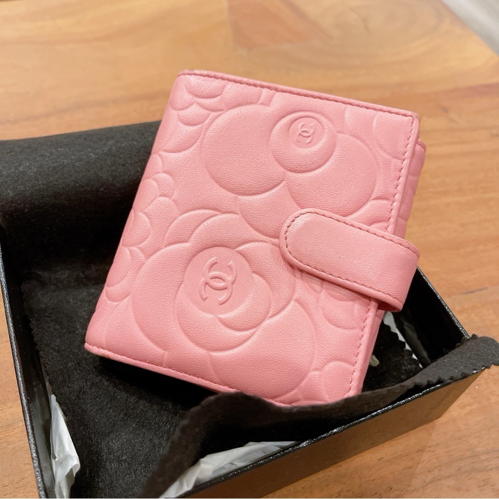 Chanel Camellia wallet